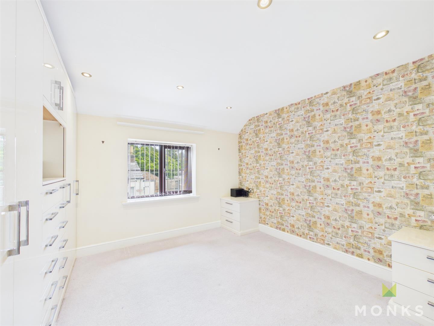 1 St. Georges Court, Shrewsbury, SY4 2FN For Sale